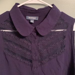 Modcloth navy blue sleeveless v-neck blouse top sz M Lace Trim shirt